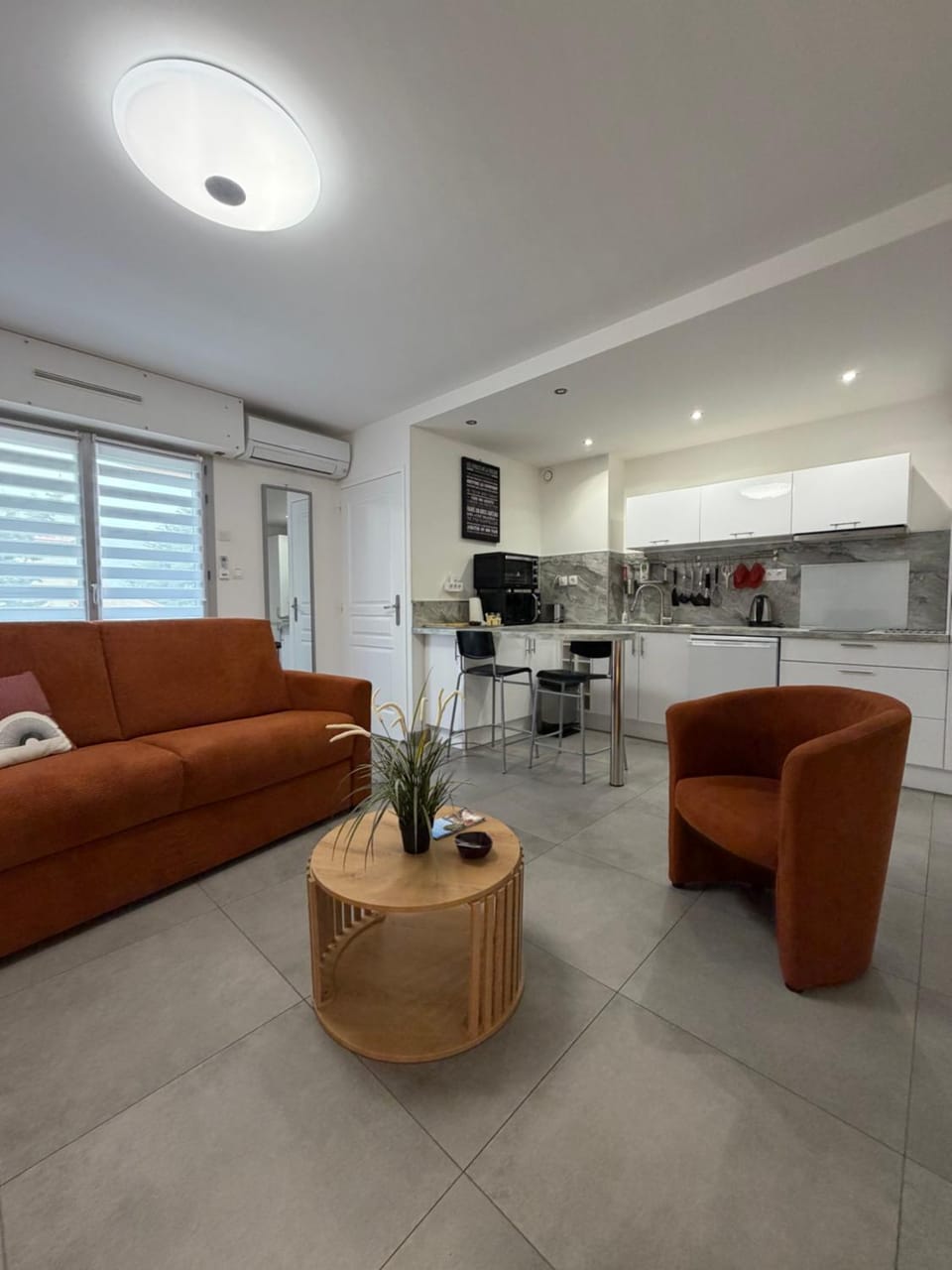 Studio cosy et lumineux - séjour idéal -parking Apartment in Sanary-sur-Mer
