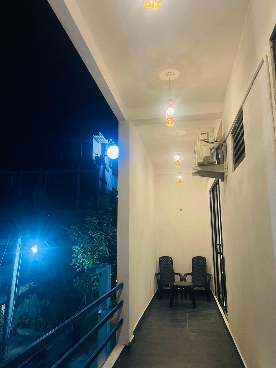 Luminozo Beach Hotel Hotel in Southern Province
