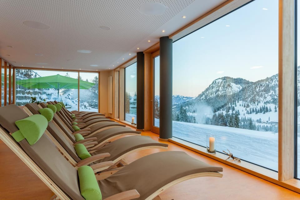 Spa and wellness centre/facilities, Mountain view