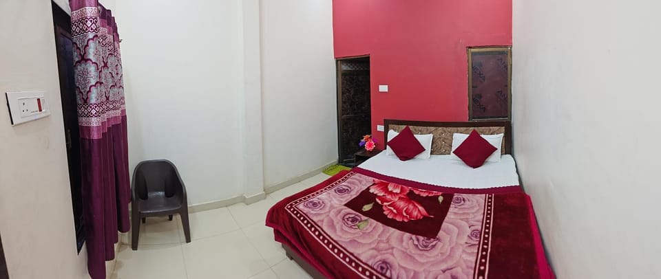 Krishna guest House - 600 meter away from ram mandir Vacation rental in Nepal