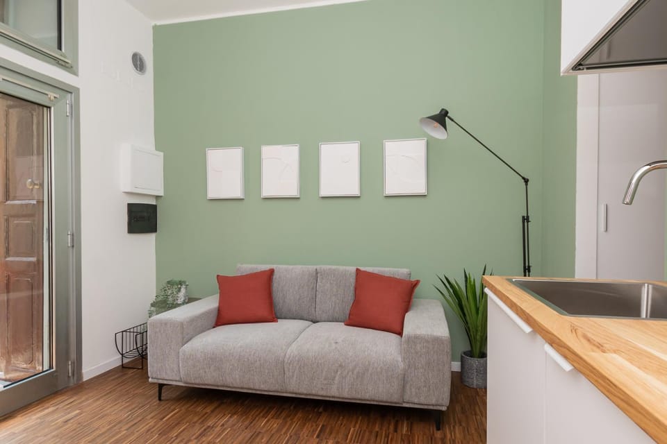 Kitchen or kitchenette, Living room, Seating area