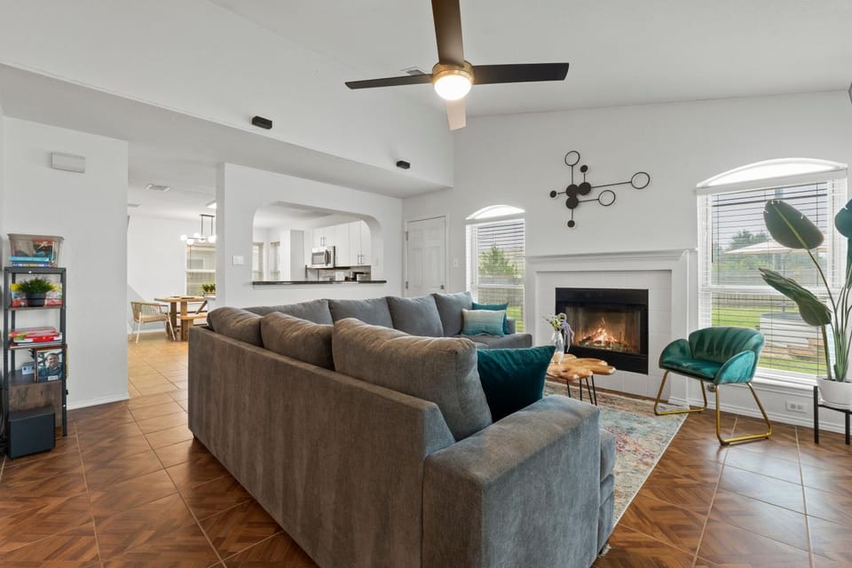 Living room, fireplace