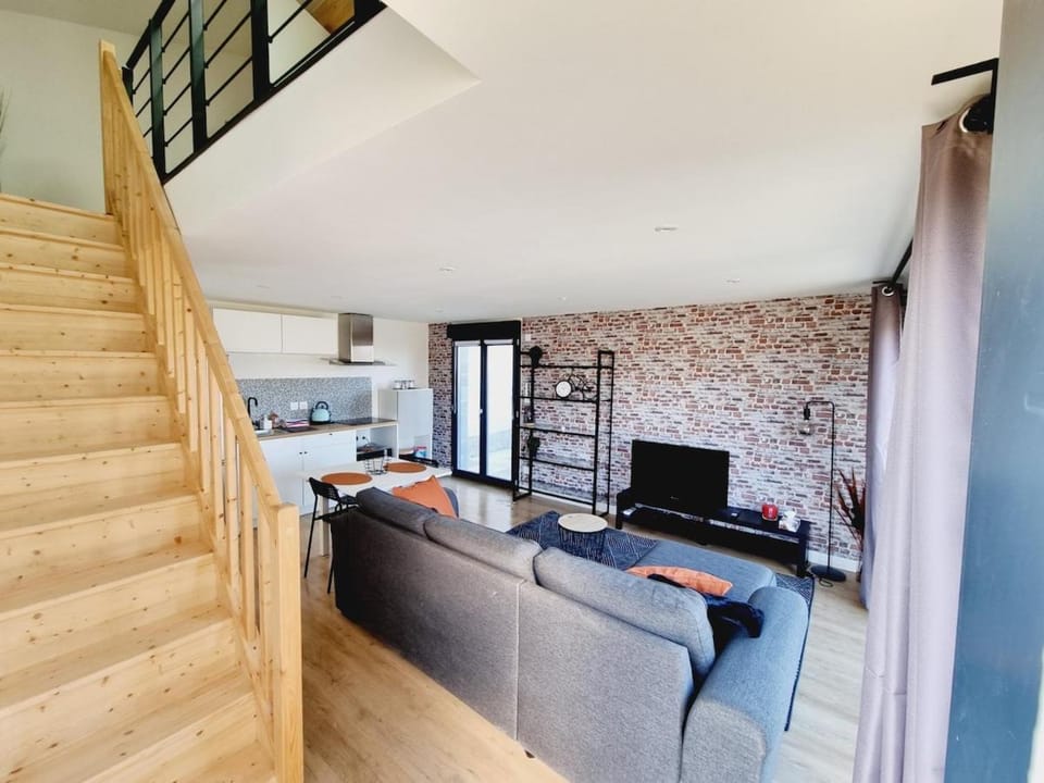 Dépendance cosy en duplex avec terrasse & jardin Apartment in Haute-Savoie
