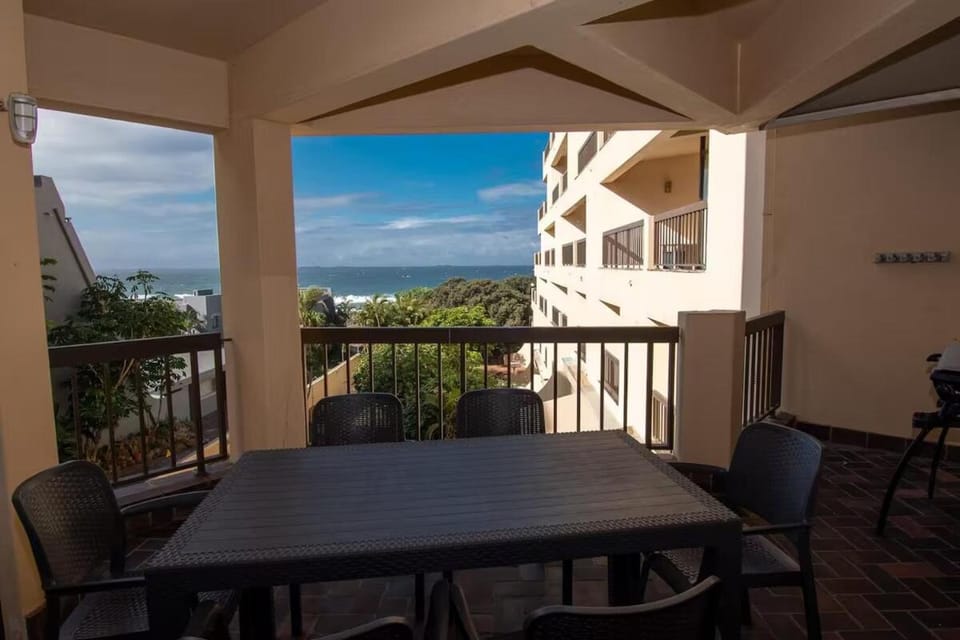 Patio, Day, View (from property/room), Balcony/Terrace, Dining area, Sea view