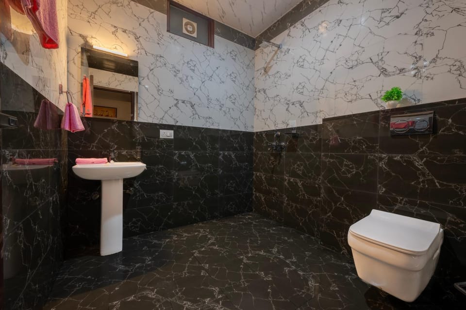 Toilet, Bathroom