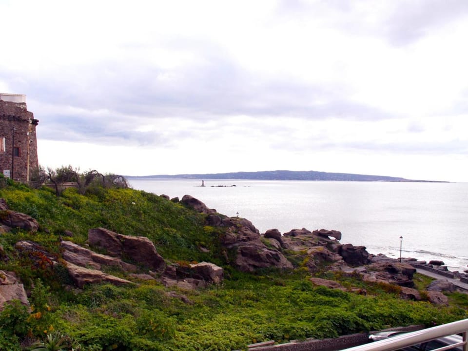 Nearby landmark, Day, Natural landscape, Landmark view, Sea view