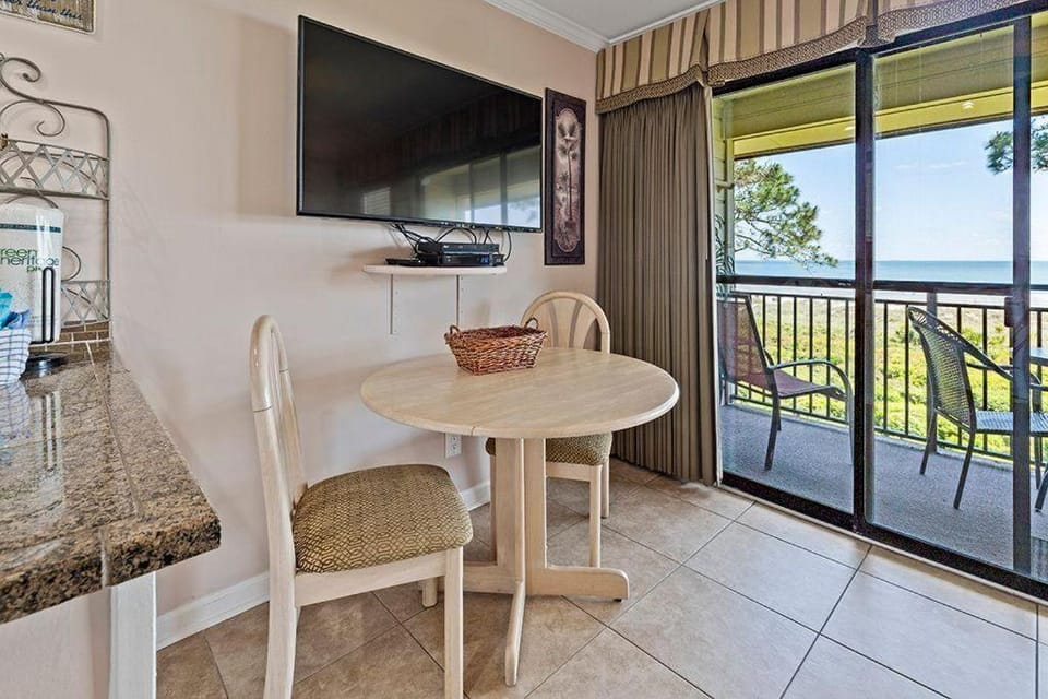 Seaside Villa 369 House in South Forest Beach