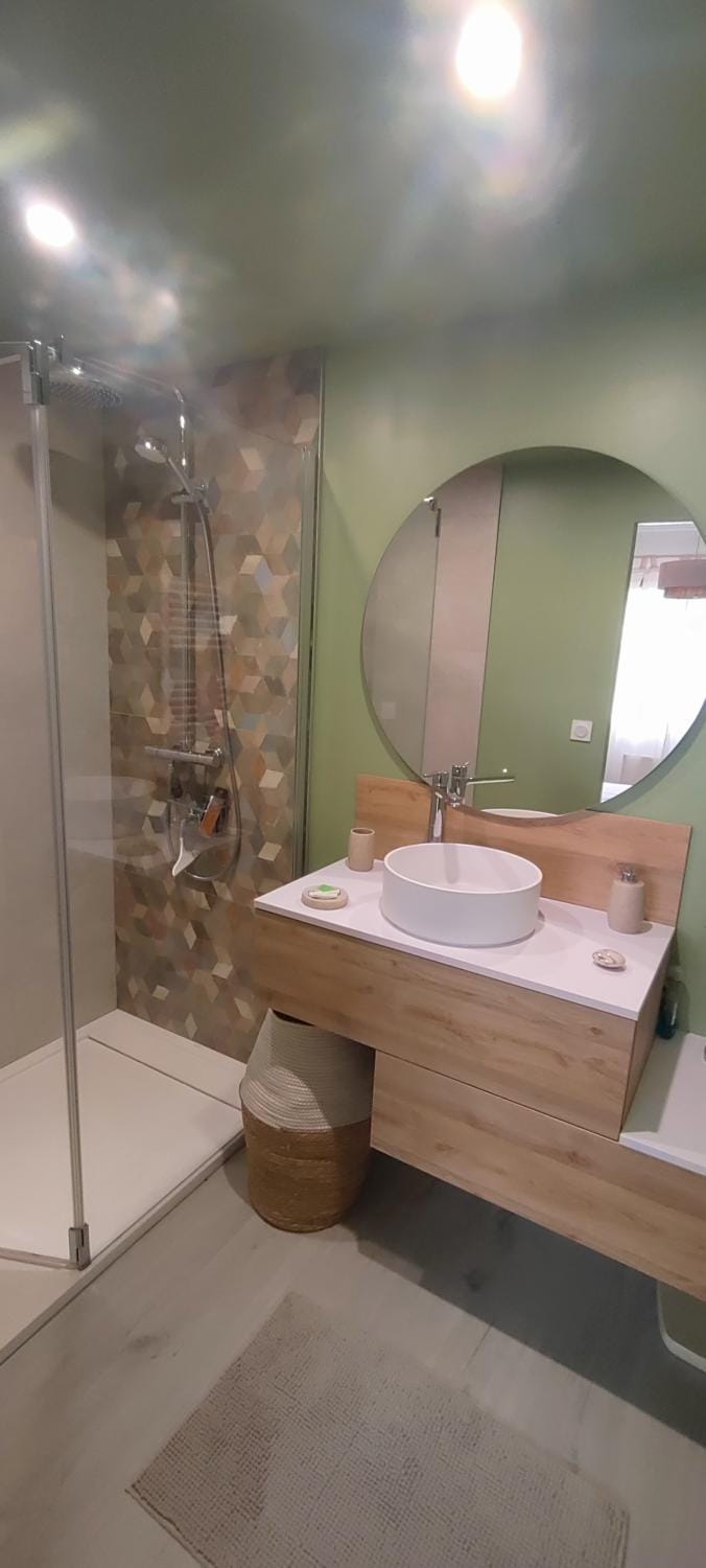 Les 24 h Bed and Breakfast in Centre-Val de Loire