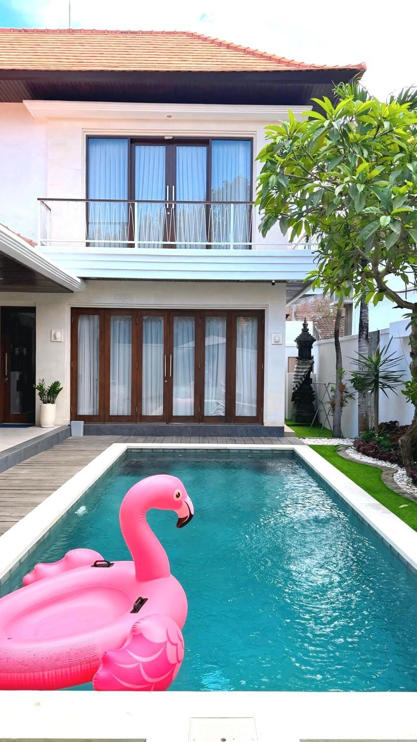 Pool view, Swimming pool