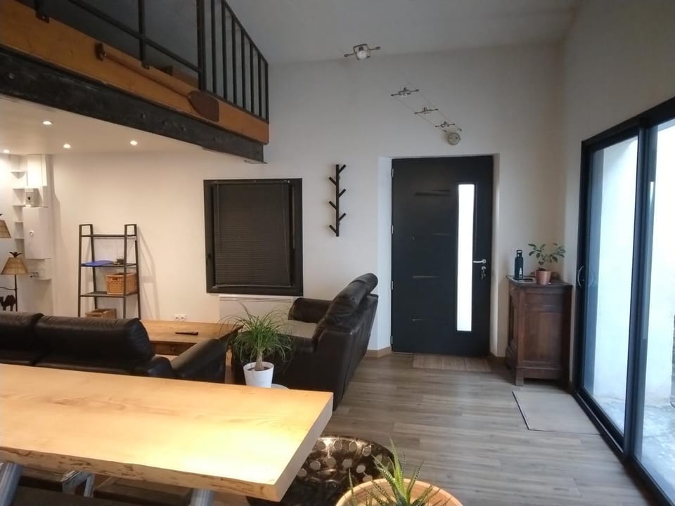 Loft entier de la Cancette Apartment in Auvergne-Rhône-Alpes