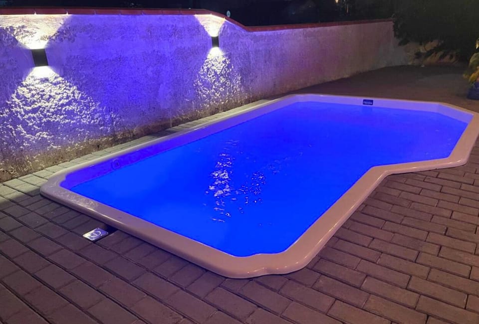 Pool view, Swimming pool