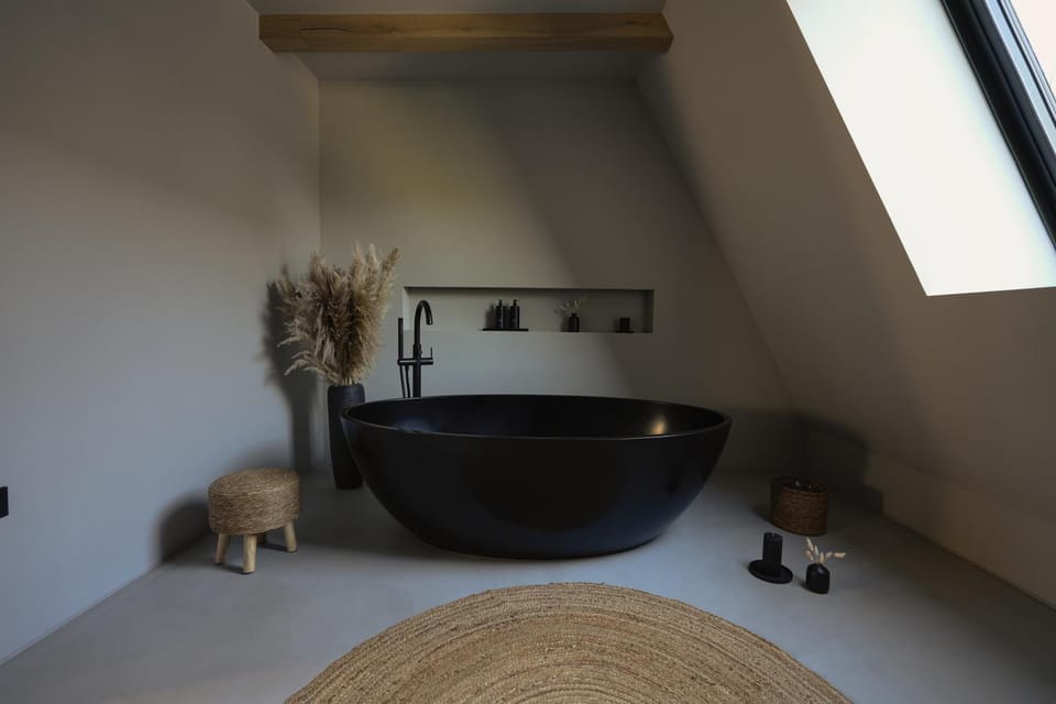Bathroom, Bath