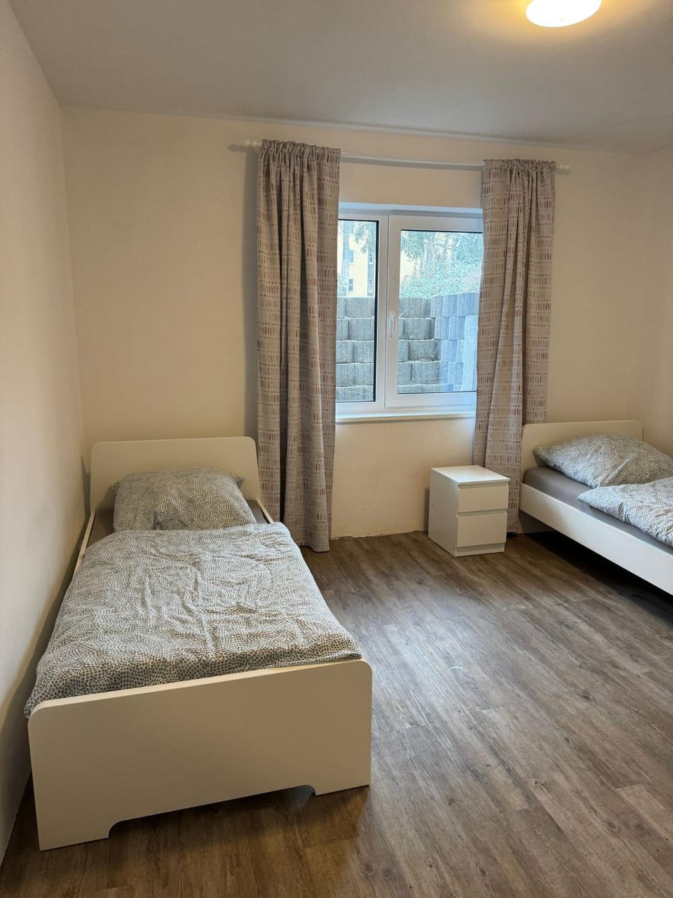 Neu und Günstig! Hochwertige Ferien- und Monteurswohnung bei Leipzig Nähe A14 Apartment in Leipzig
