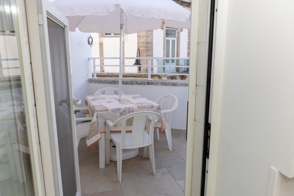 Balcony/Terrace, Dining area