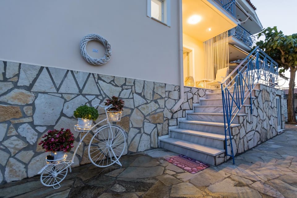 Μπλε Rooms & Apartments Apartment hotel in Greece