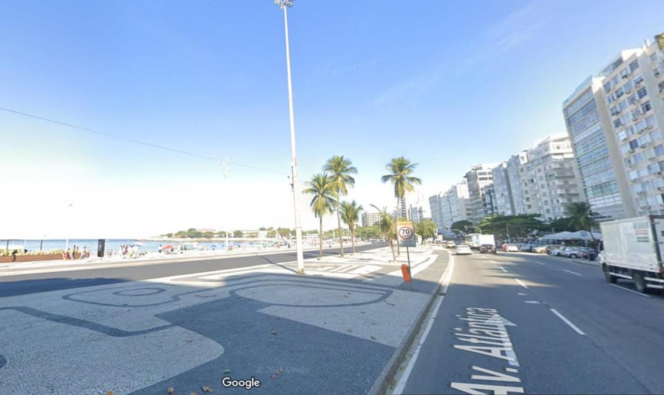 ADV002 - Tropical penthouse on Copacabana's beach Apartment in Rio de Janeiro
