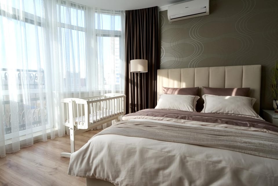 Bed, Living room, cot, air conditioner