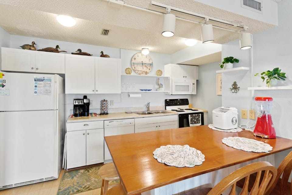 PC3 - Pelican's Hideaway House in Avon