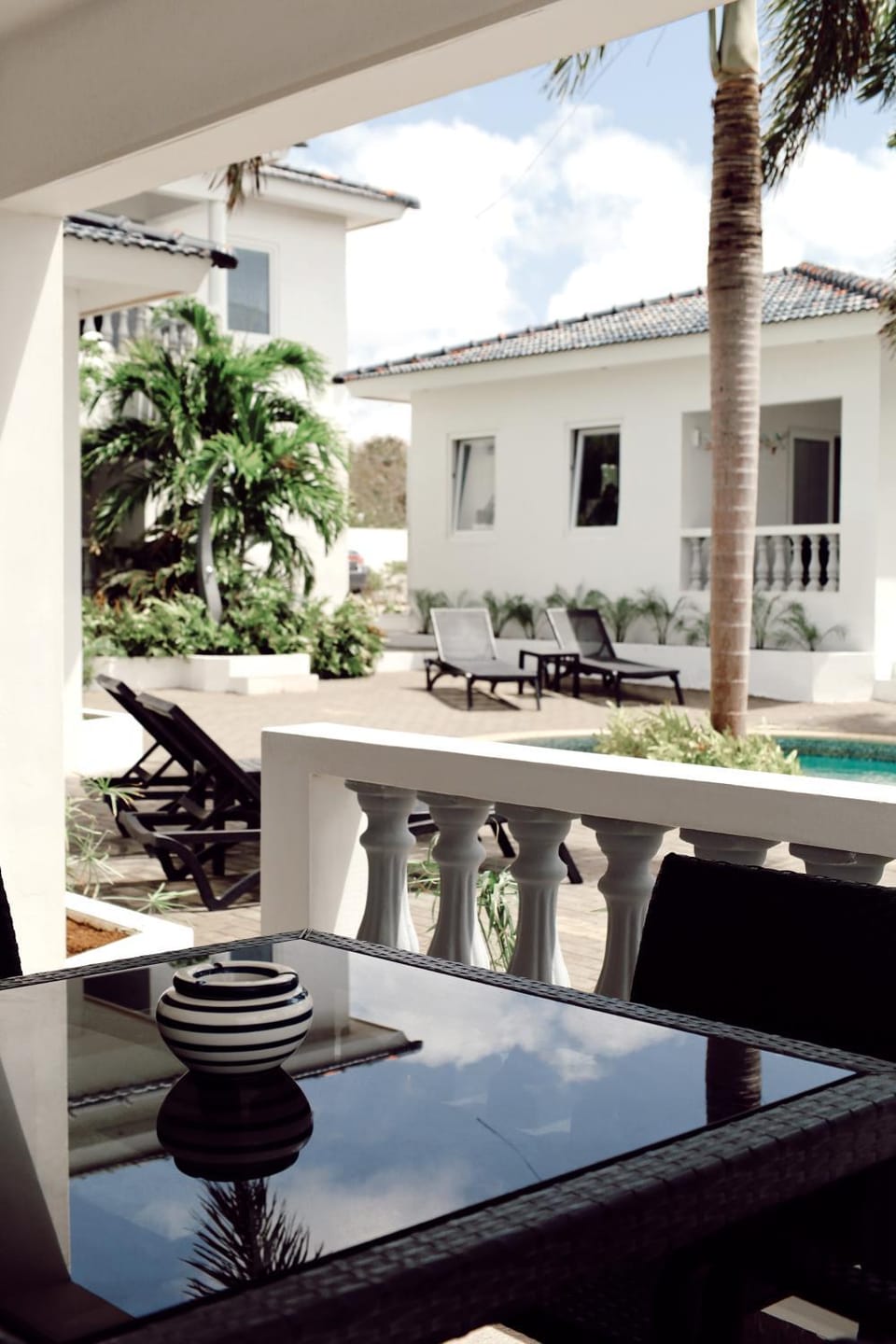 View (from property/room), Balcony/Terrace, Dining area