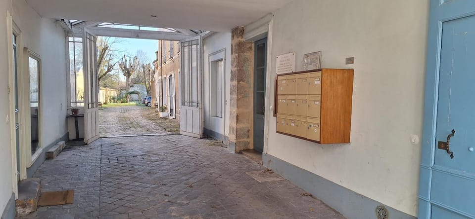 Inner courtyard view