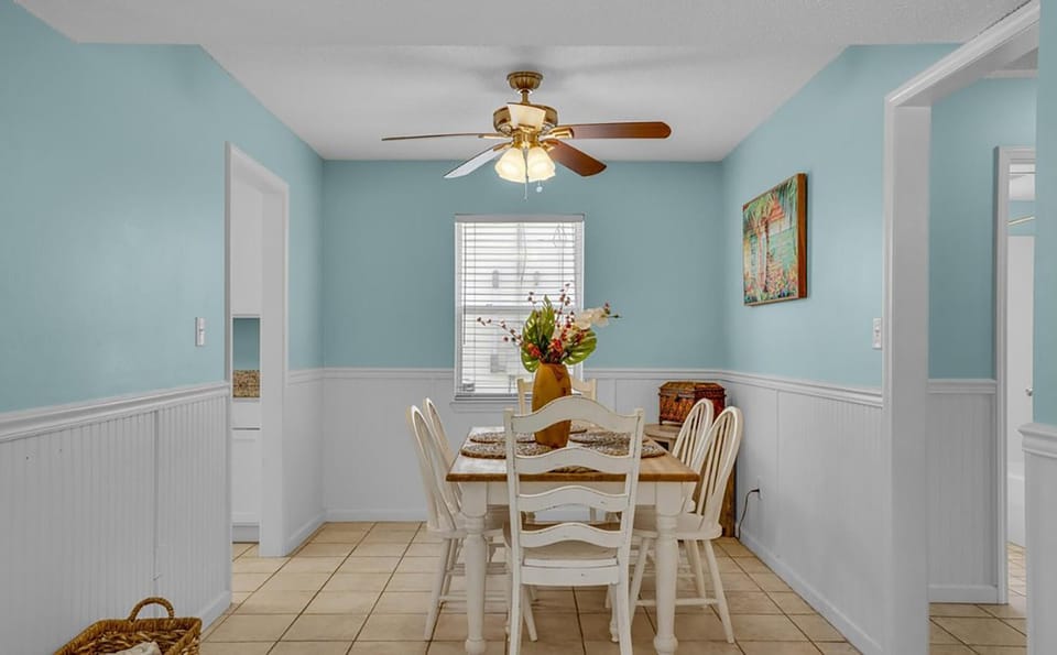 Sand Dollar A by Emerald Coast Retreats House in Sunnyside