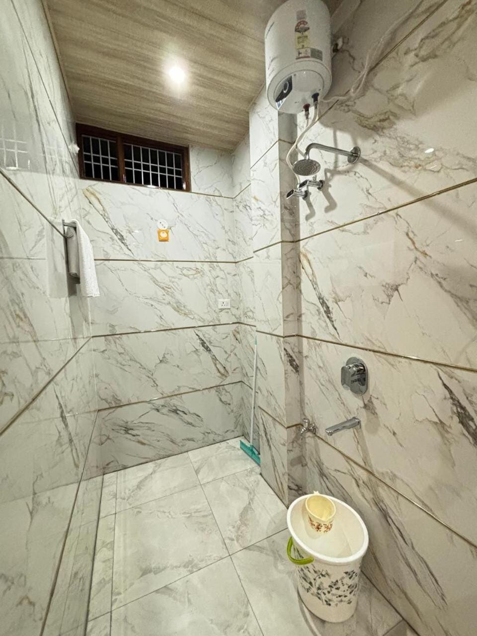The Haven Retreat- Luxury Villa Apartment in Varanasi