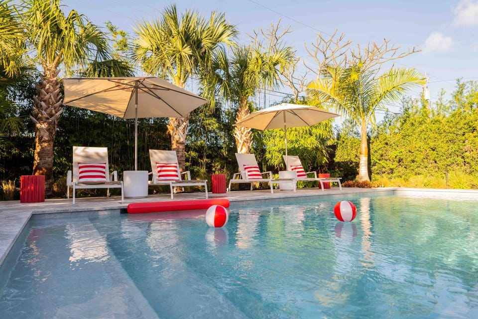 Day, Natural landscape, Garden view, Pool view, Swimming pool, Swimming pool, sunbed