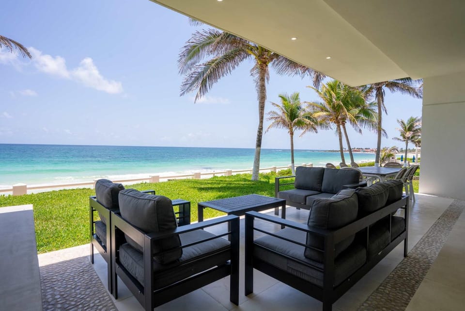 Villa Nizuc - Exclusive Beachfront Residence House in Cancun