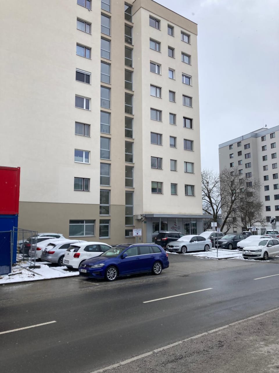 Property building, Day, Winter, Location, Parking