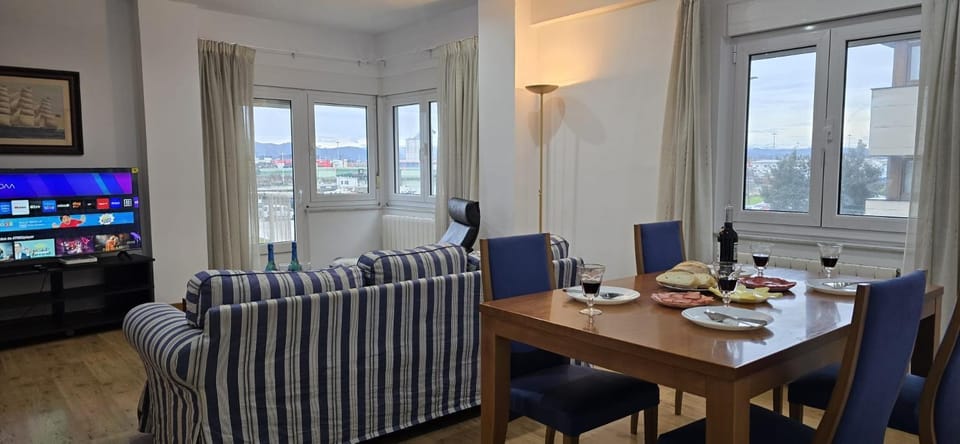 Apartamento Céntrico Familiar - RH 54 Apartment in Santander