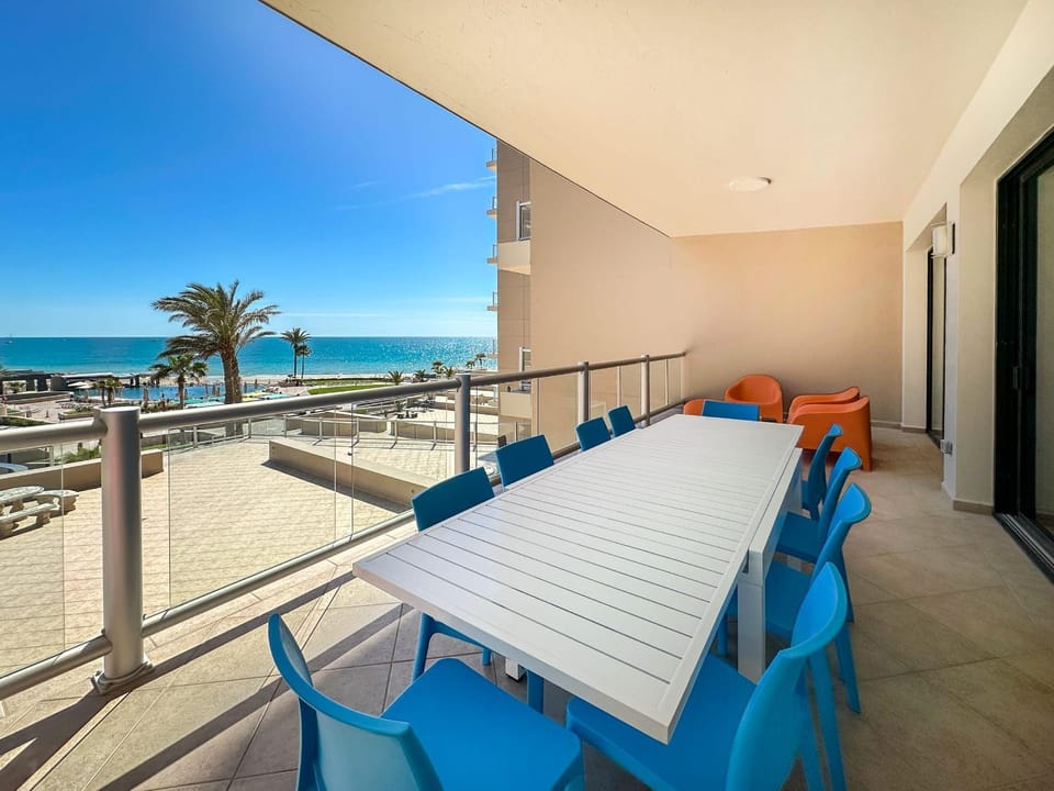 Luxury 4 Bed Condo with Huge Deck House in Rocky Point