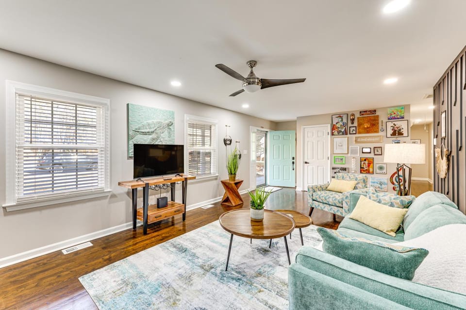 Family Friendly: Chic Retreat in Rocky Mount! House in Rocky Mount