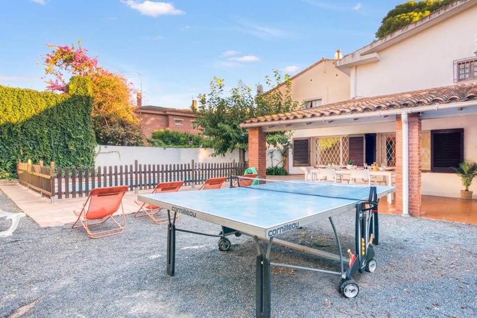 Family Villa Salou - Private Pool and BBQ - Near Beach Apartment in Salou