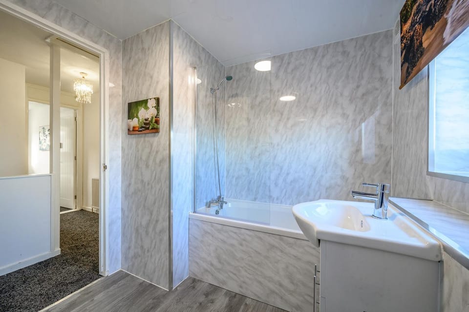 -RDGS- For your relaxed, Cosy Stay, Free Parking Vacation rental in Leeds