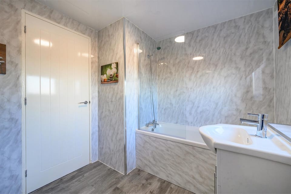 -RDGS- For your relaxed, Cosy Stay, Free Parking Vacation rental in Leeds