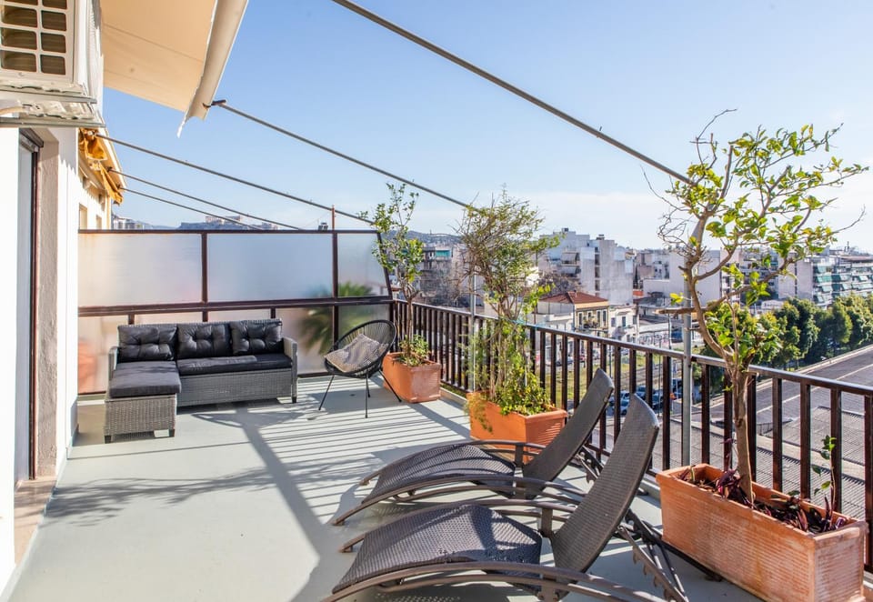 View (from property/room), Balcony/Terrace, Seating area
