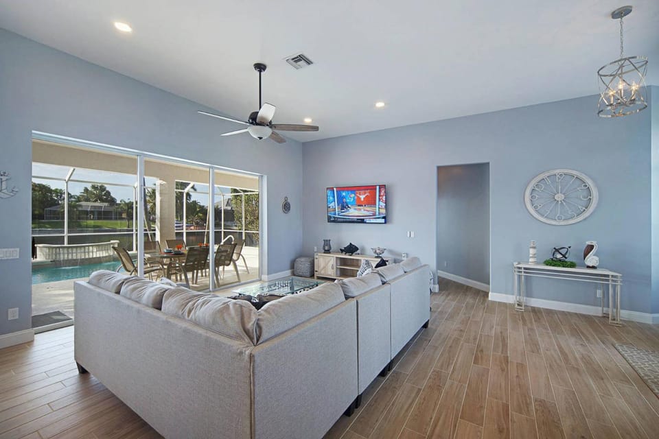 Pet & family friend villa w/gulf access, bikes & remodeled interior! Villa Liza - SWFL Rentals Villa in Cape Coral