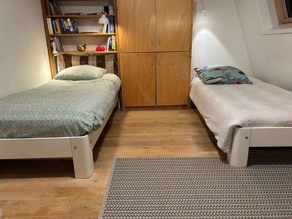 Room for booklovers Vacation rental in Haarlem