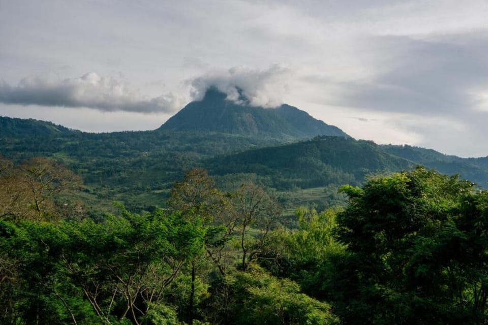 Nearby landmark, Day, Natural landscape, Mountain view