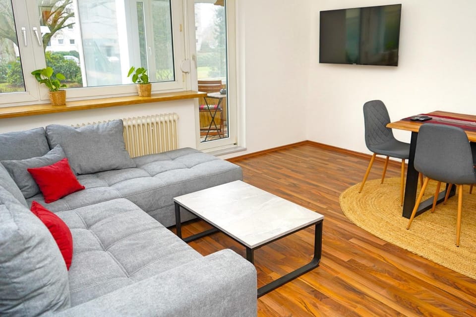 TV and multimedia, Seating area