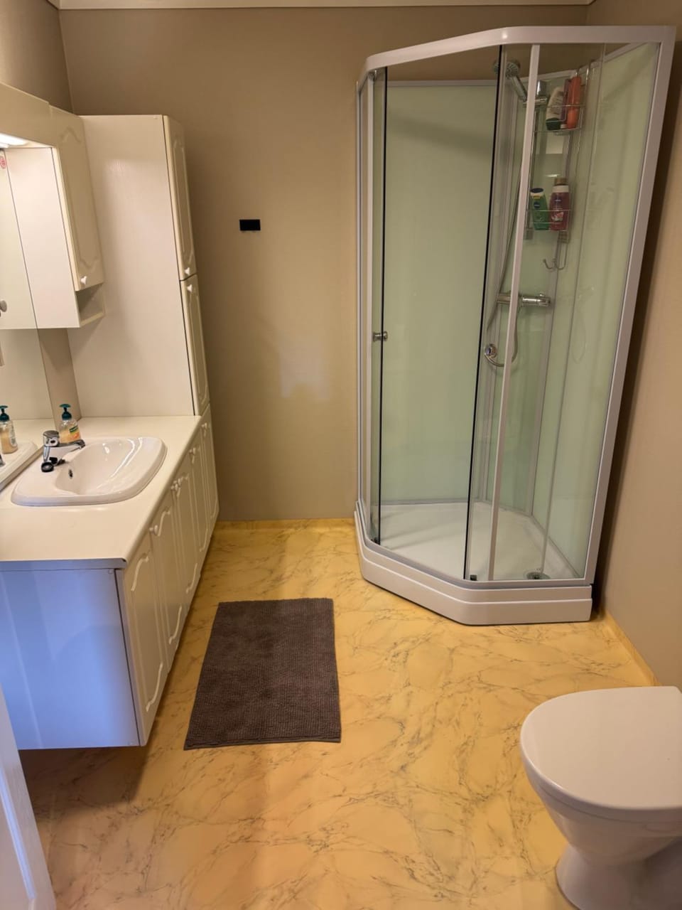 House in Vangsvik House in Nordland, Norway