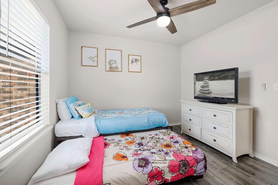 Fiesta Stay-Tons of Restaurants&Shops-Central Fay House in Fayetteville