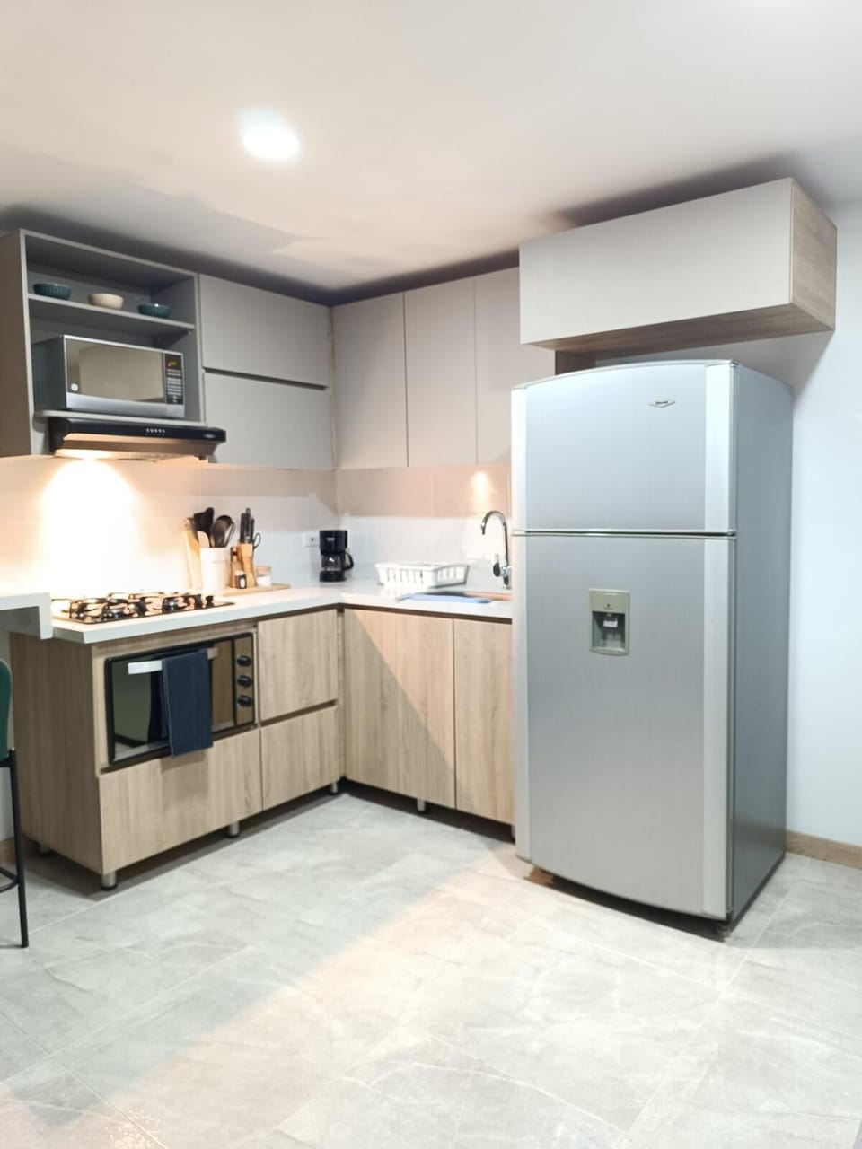 Kitchen or kitchenette, oven, stove