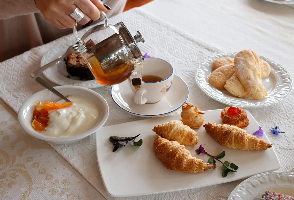 Lounge or bar, Italian breakfast