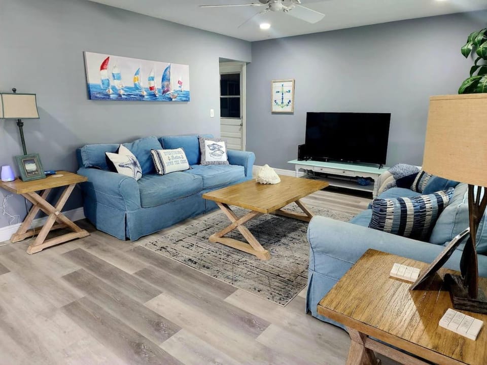 Serene Cottage in Stuart House in Stuart