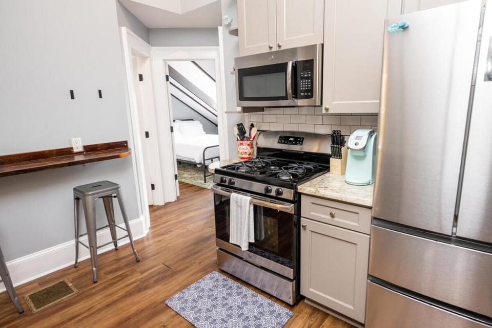 Mandeville Creole Cottage - 3 bed-2 bath House in Faubourg Marigny