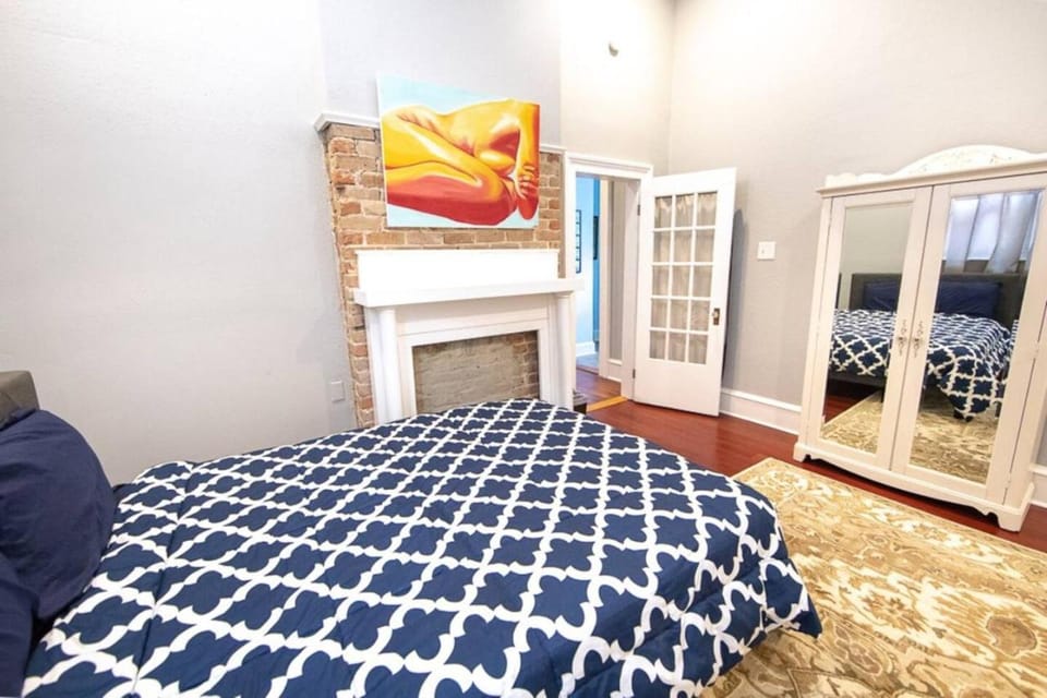 Bed, Photo of the whole room, Bedroom, wardrobe