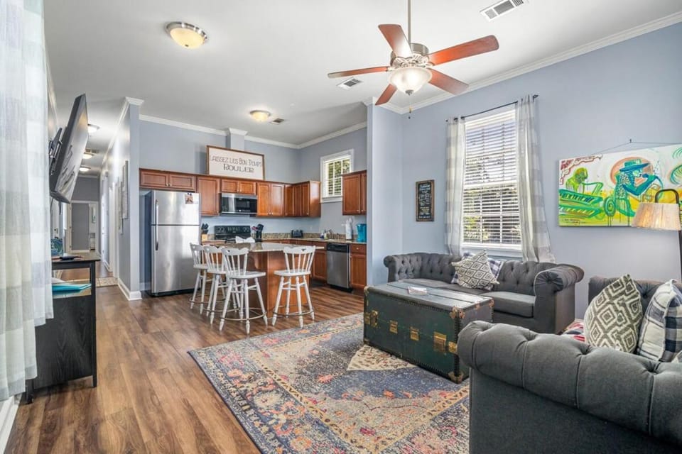 Dumaine Cozy Home - 3 bed close to QTR House in French Quarter