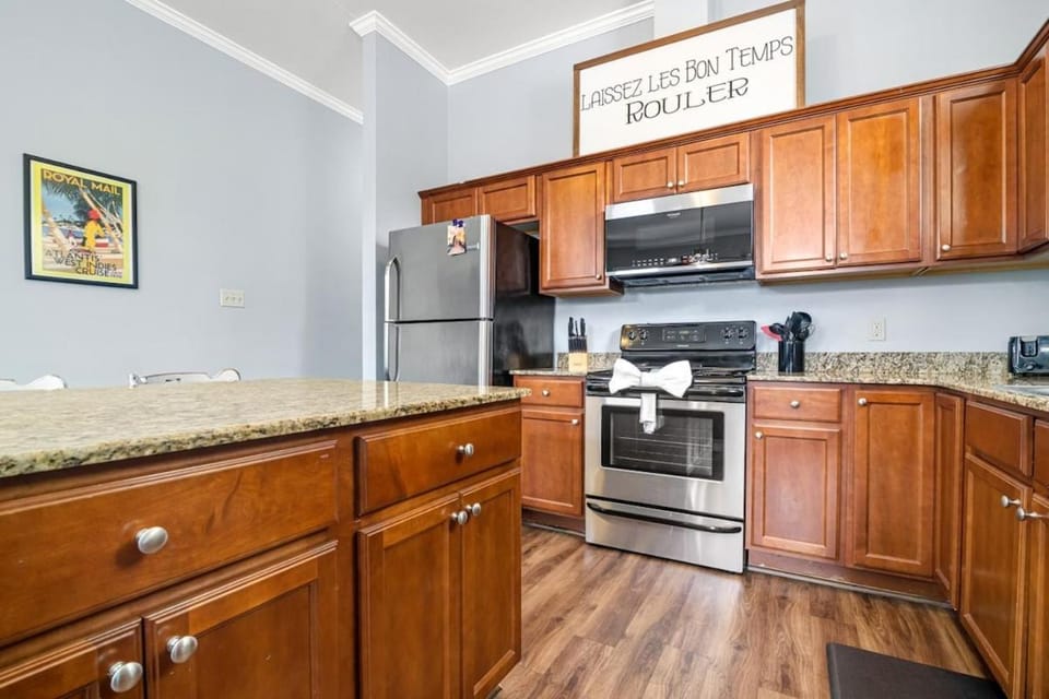 Dumaine Cozy Home - 3 bed close to QTR House in French Quarter