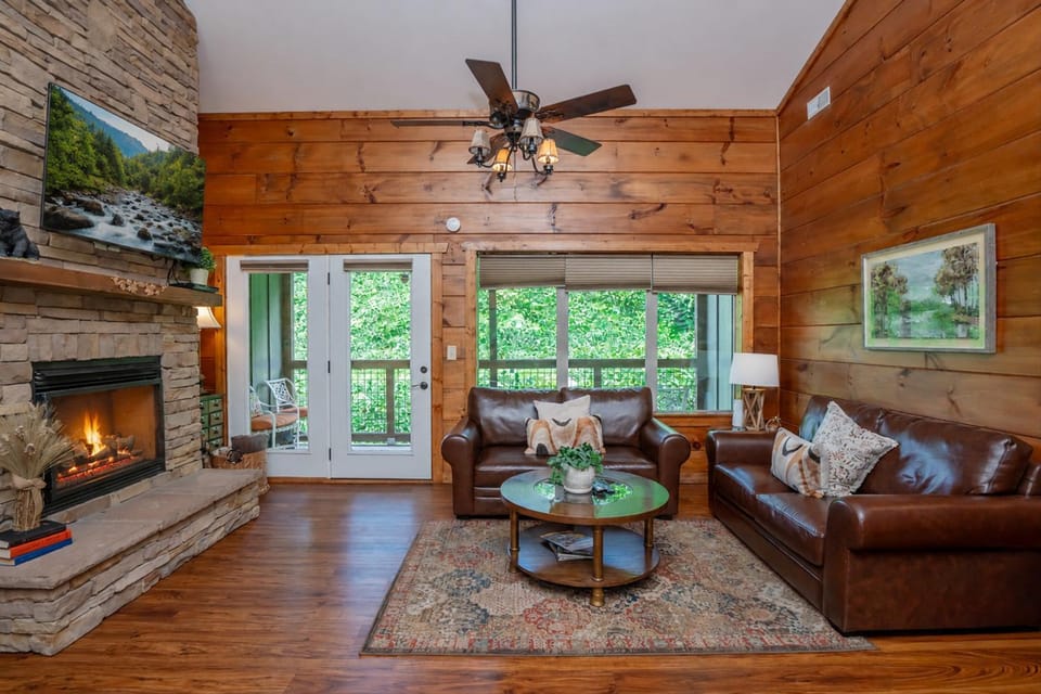Living room, fireplace